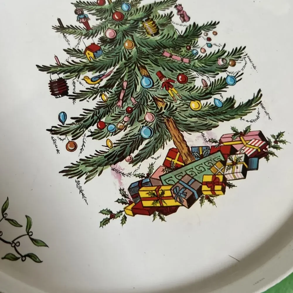 Vtg Round Xmas Metal Tin Litho Serving Tray 10.5” Christmas Tree